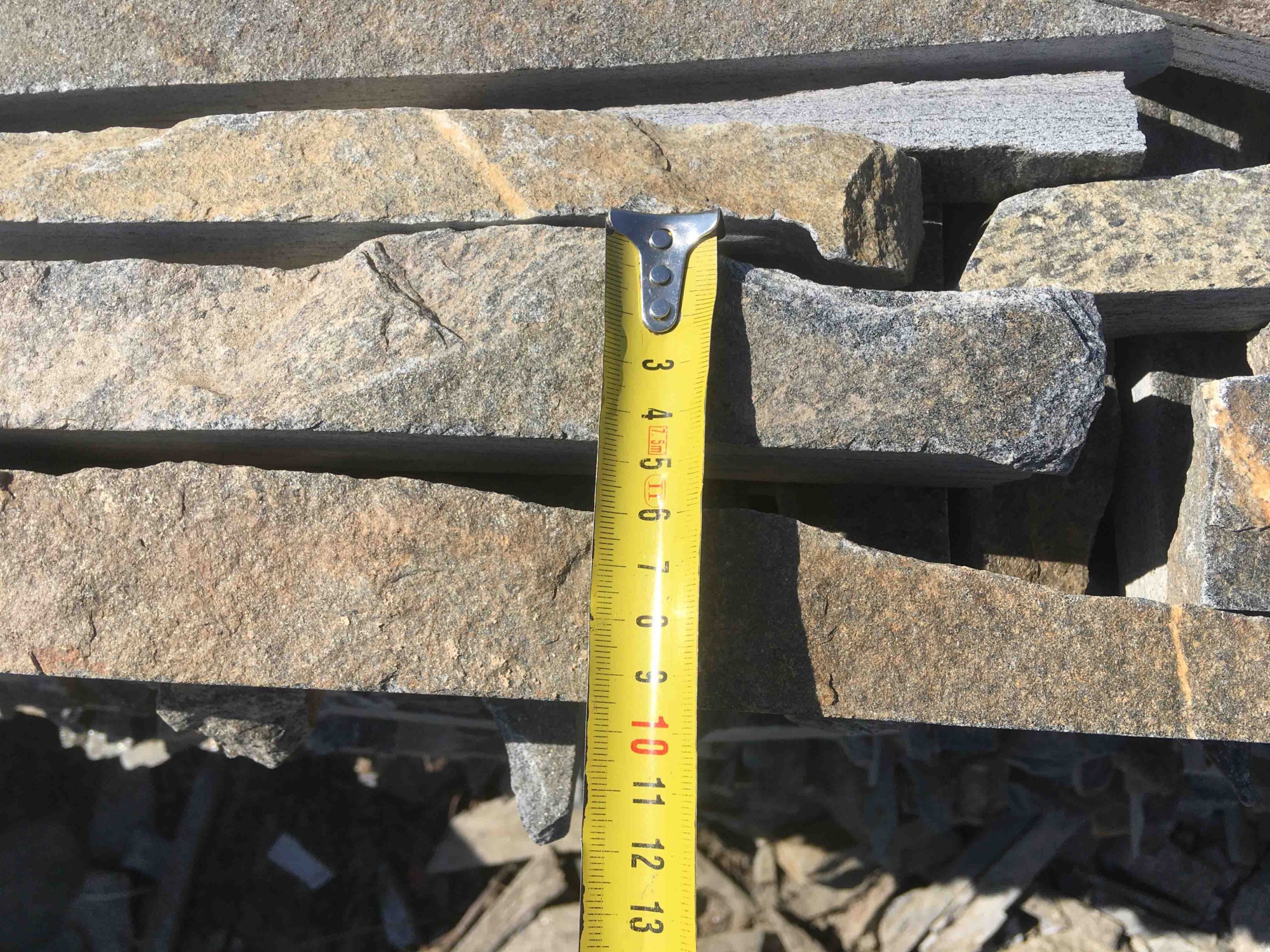 Горбушка златолит мультиколор для облицовки купить в Сибае