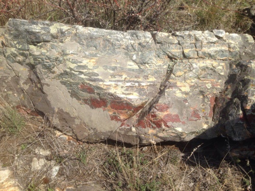 Гигантские зелёные валуны для ландшафтного дизайна весом более 5 тонн купить в Сибае