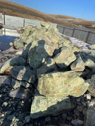 Камни для ландшафтного дизайна зелёные 10-60 килограмм купить в Сибае