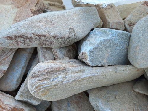 Златолит жёлтый, жёлто-зелёный глыбки и валуны для ланшафтного дизайна купить в Сибае