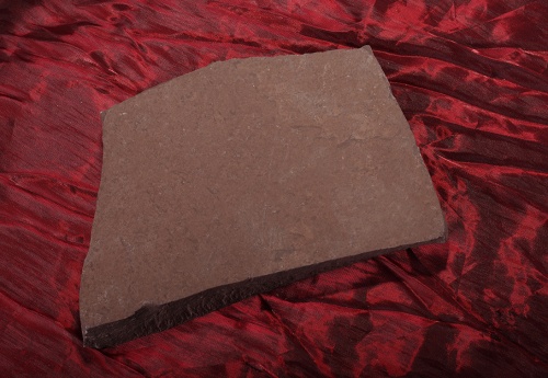 Плитняк лемезит бордовый для цоколя 1,5-2 см купить в Сибае