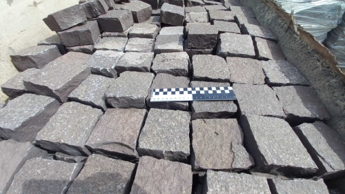 Лемезит колотая брусчатка 10 * 10 см. для парковки купить в Сибае